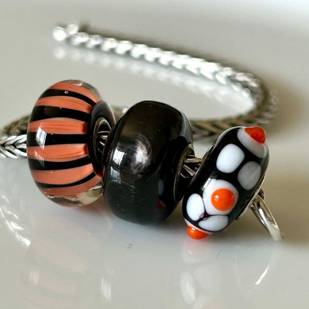 TROLLBEADS Set Coral Stripe, Black Orange White Bumpy LAA & SzilvaBeads Gemstone